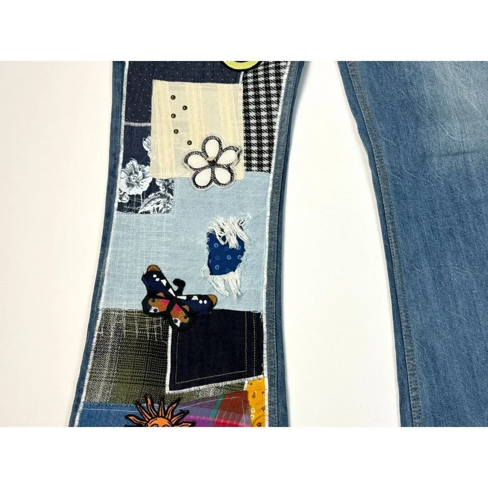 BDG Urban‎ Outfitters High Rise Flare Jeans Women 26 Art Patch Boho Hippie 70s
